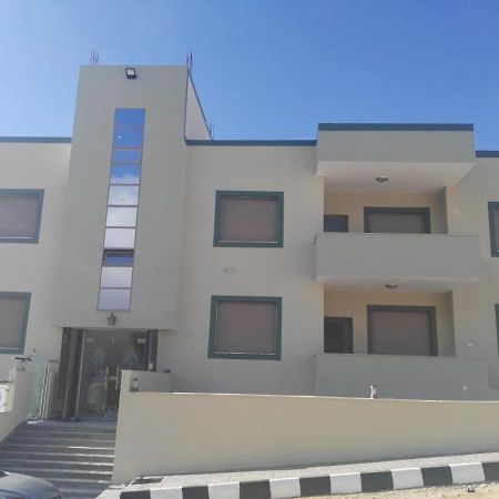 Noor Apartment วาดี มูซา ภายนอก รูปภาพ