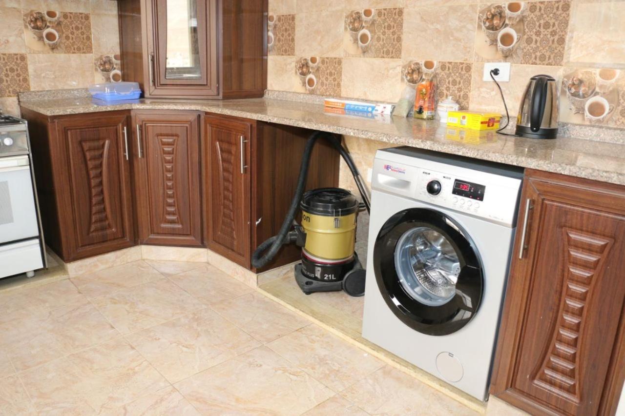 Noor Apartment วาดี มูซา ภายนอก รูปภาพ