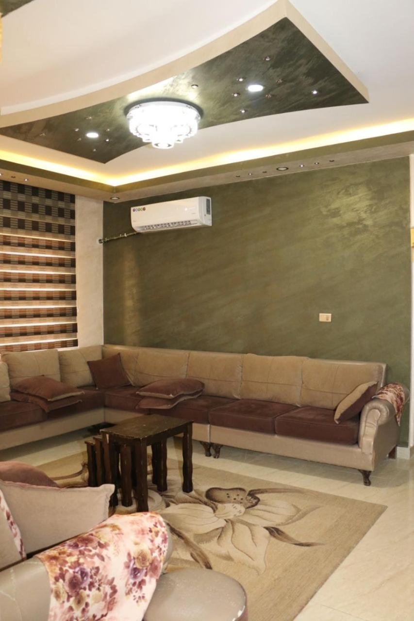 Noor Apartment วาดี มูซา ภายนอก รูปภาพ