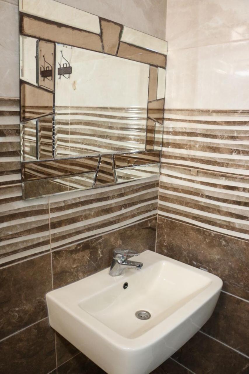 Noor Apartment วาดี มูซา ภายนอก รูปภาพ